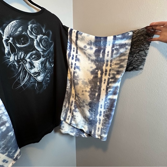 Skull poncho lace one size fits most up cycle blanket sides roses spider - Picture 2 of 4